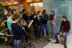 Gang-durchs-Dorf-2017-Banken-2-scaled